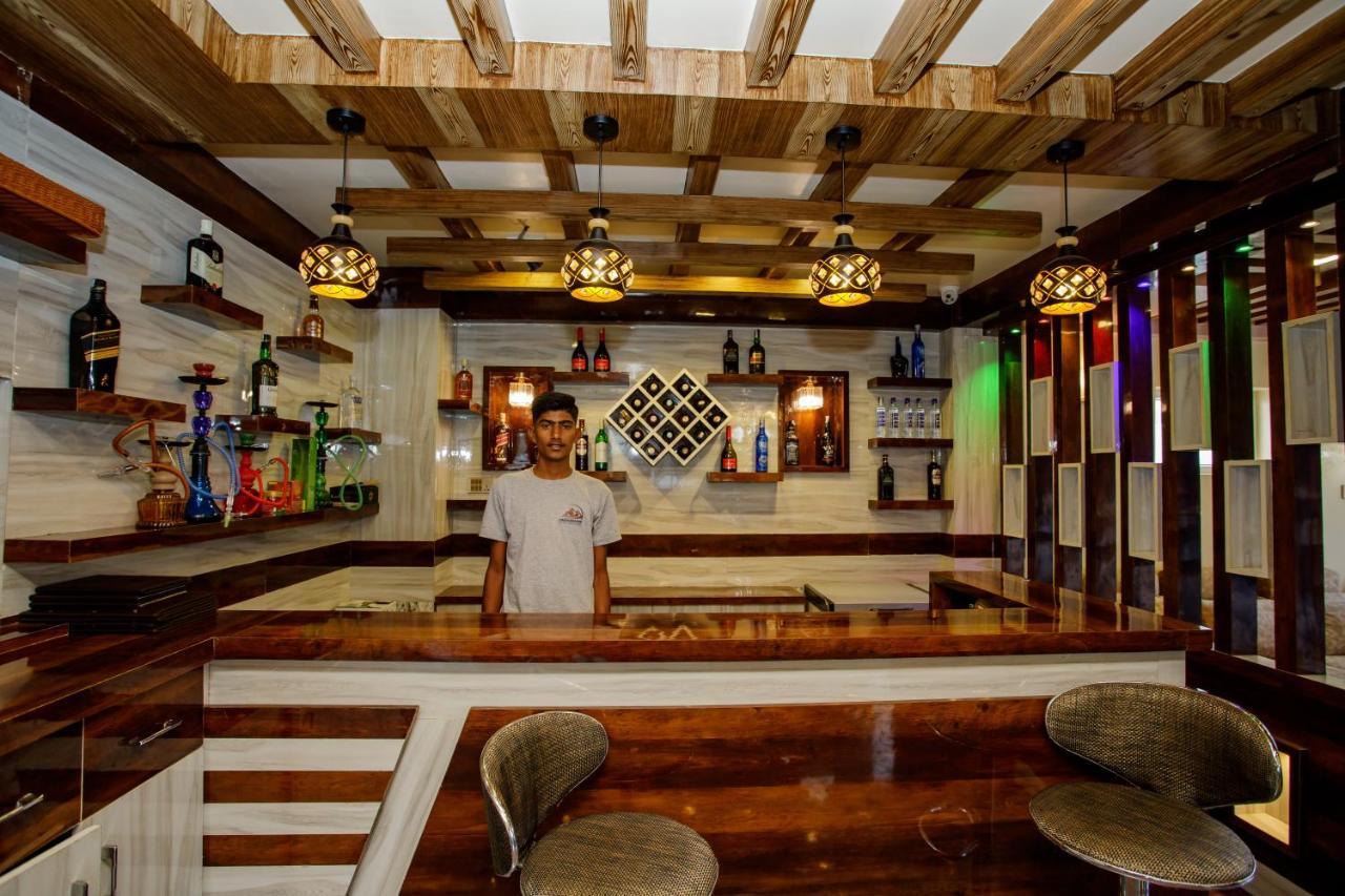Gauri Shankar Hotel นาการ์ก็อต ภายนอก รูปภาพ